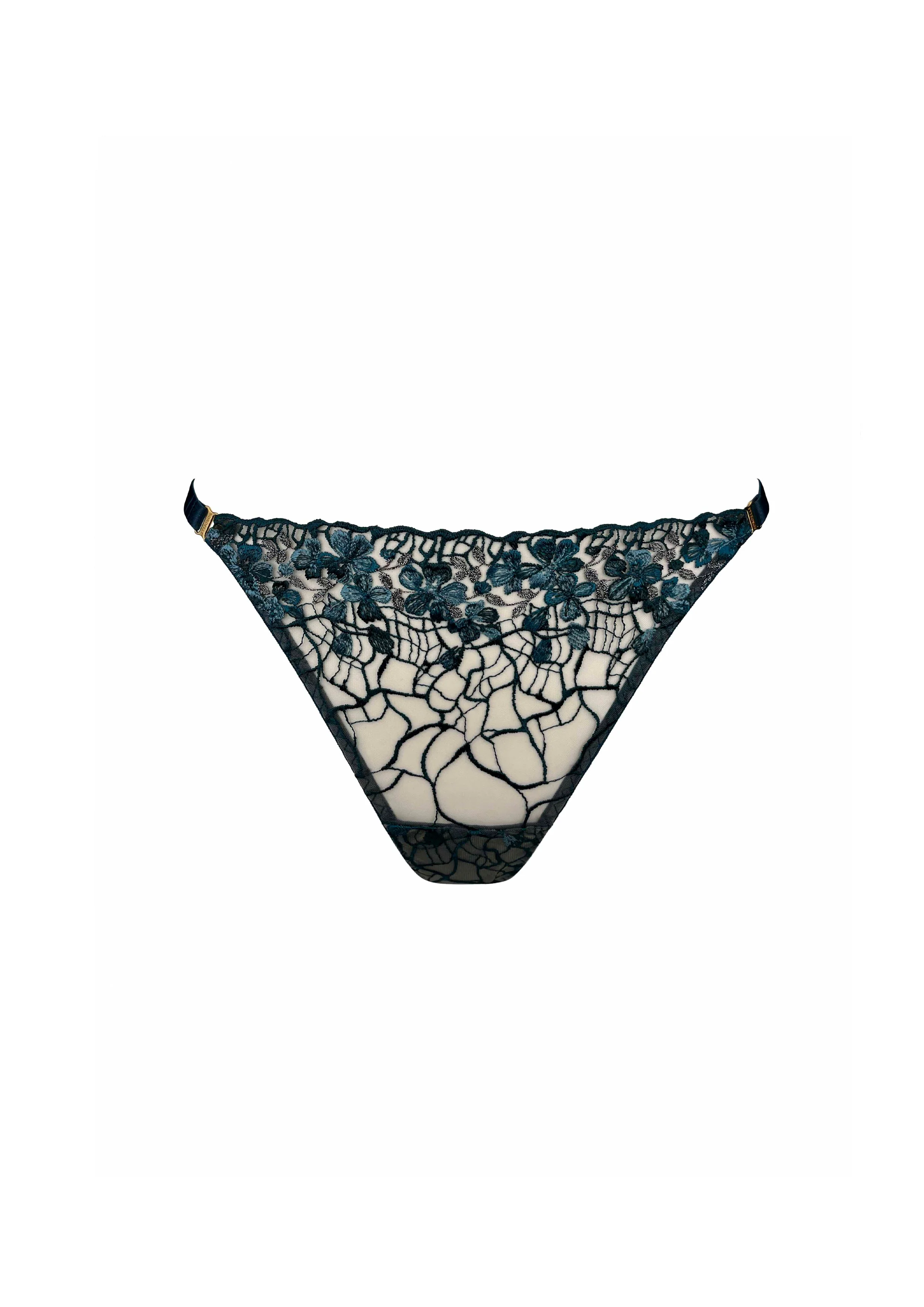 Amela Thong - Image 11
